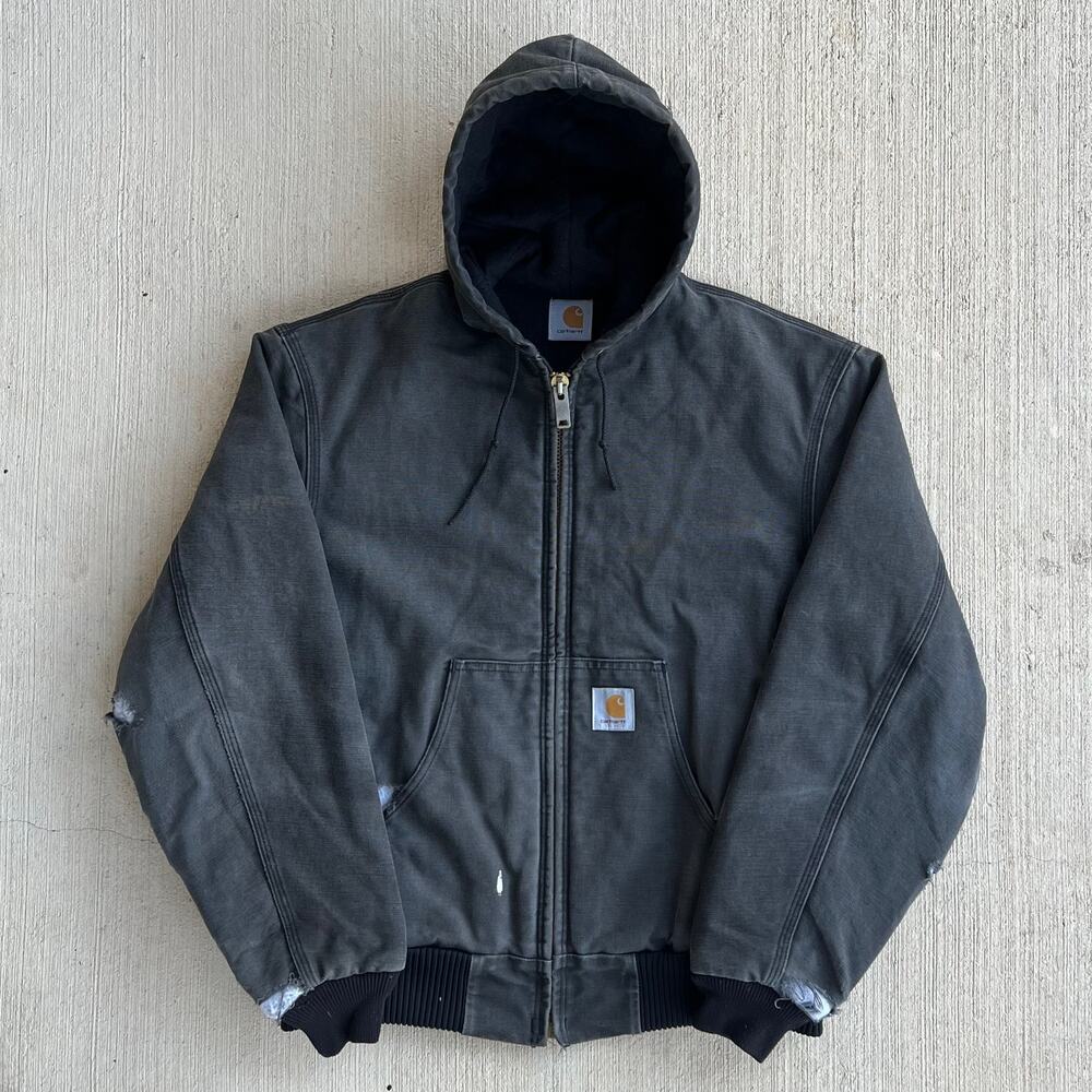 Carhartt black thrashed hooded work wear jacket